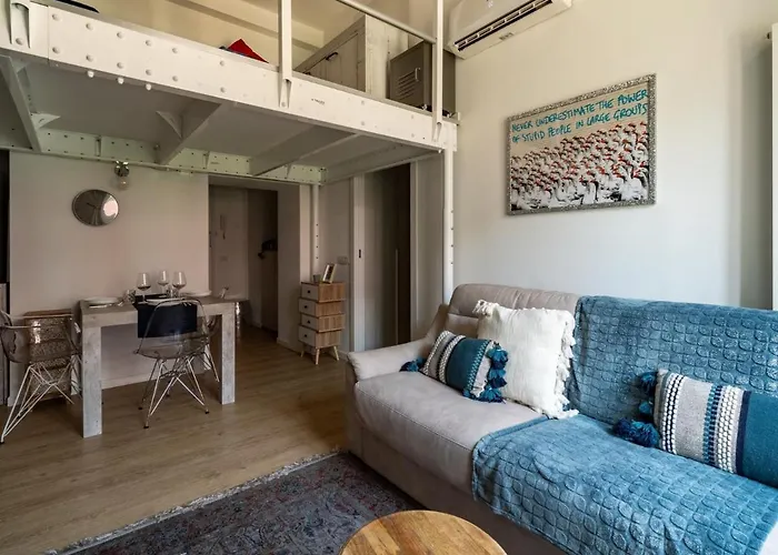 The Best Rent - Lovely Loft With Balcony Near Piazza Vetra